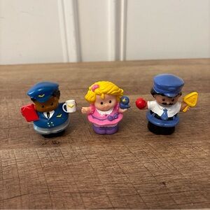 FISHER PRICE LITTLE PEOPLE Sarah Lynn, Pilot, and Crossing Guard lot of 3